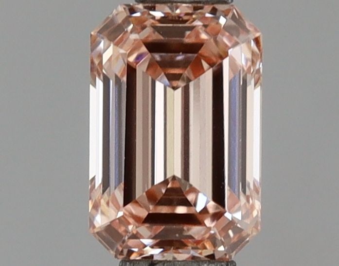 Loose Diamond - EMERALD 0.57ct Fancy Vivid Pink VS1: Loose Diamond - EMERALD 0.57ct Fancy Vivid Pink VS1 Source: This is a real non-mined Diamond that has been grown in a lab Shape: EMERALD Carats: 0.57 Color: Fancy Vivid Pink Certification: NONE