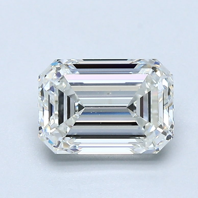 Loose Diamond - EMERALD 1.3ct H VVS1: Loose Diamond - EMERALD 1.3ct H VVS1 Source: Natural Mined Diamond Shape: EMERALD Carats: 1.3 Color: H Clarity: VVS1 Certification: GIA Condition: Pre-Owned PLEASE NOTE: Framed, Large, or heavy items 
