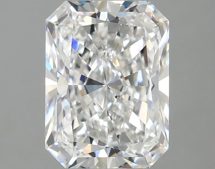 Loose Diamond - RADIANT 2.09ct D VVS2: Loose Diamond - RADIANT 2.09ct D VVS2 Source: This is a real non-mined Diamond that has been grown in a lab Shape: RADIANT Carats: 2.09 Color: D Clarity: VVS2 Certification: IGI Condition: Pre-Owned