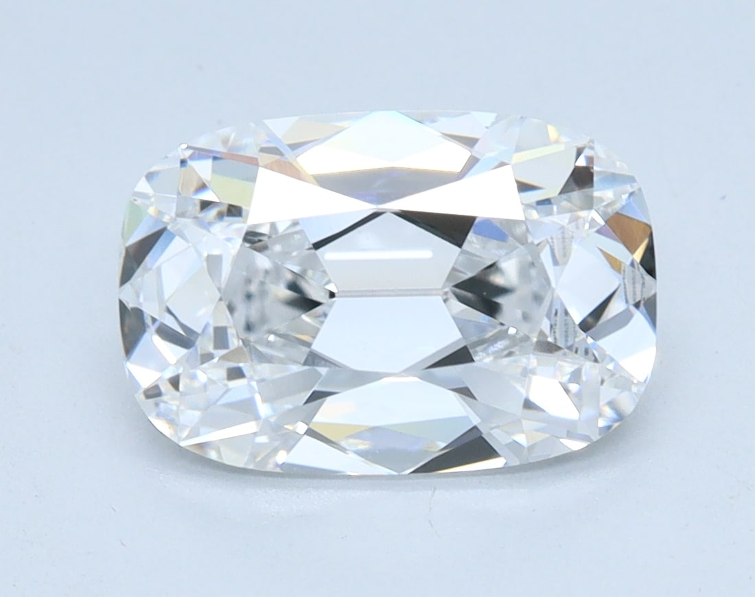 Loose Diamond - OLD MINER 2.1ct D VVS2: Loose Diamond - OLD MINER 2.1ct D VVS2 Source: This is a real non-mined Diamond that has been grown in a lab Shape: OLD MINER Carats: 2.1 Color: D Clarity: VVS2 Certification: IGI Condition: