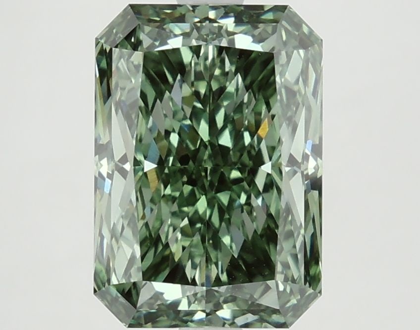 Loose Diamond - RADIANT 3.38ct Fancy Vivid Green VS1: Loose Diamond - RADIANT 3.38ct Fancy Vivid Green VS1 Source: This is a real non-mined Diamond that has been grown in a lab Shape: RADIANT Carats: 3.38 Color: Fancy Vivid Green Certification: IGI Video