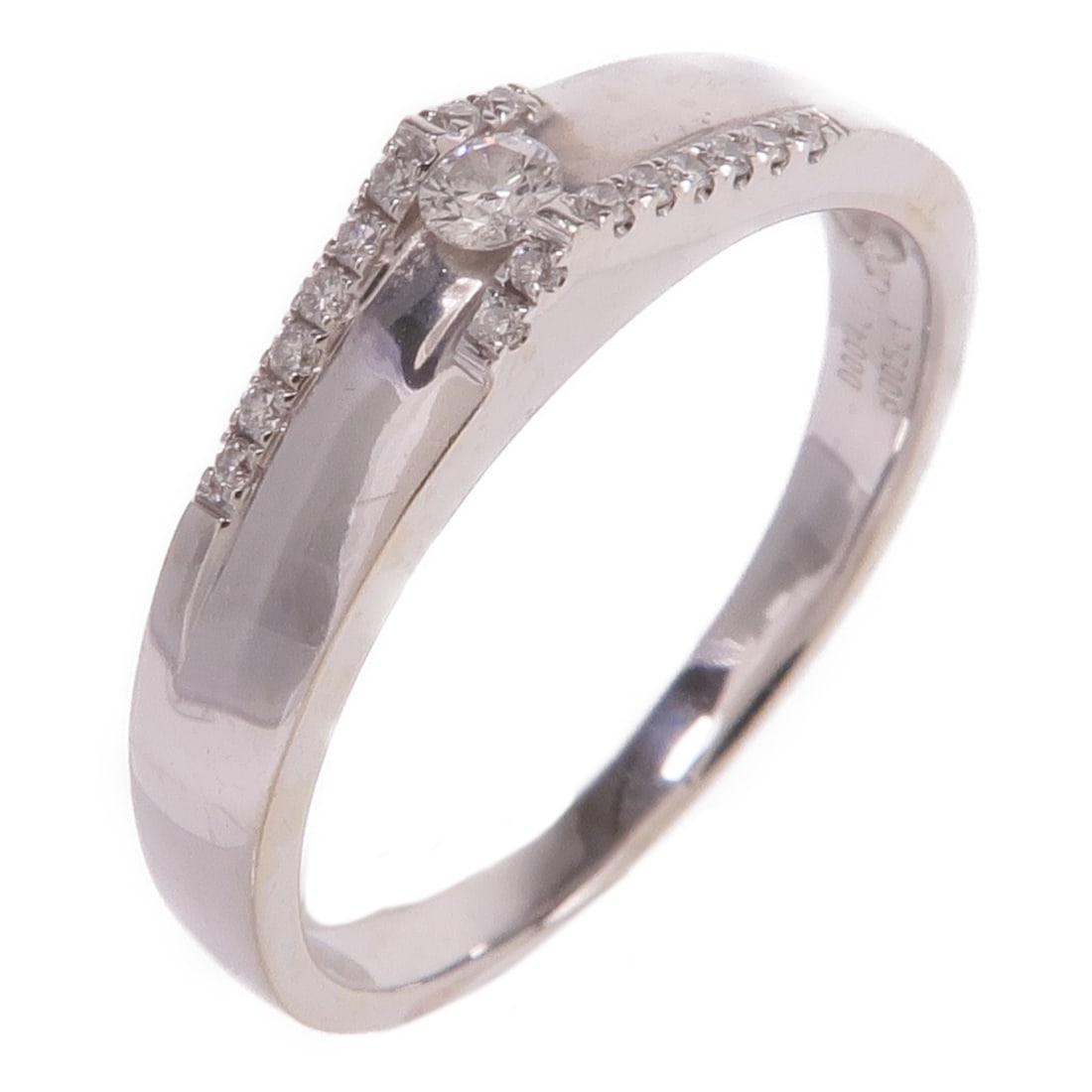 JEWELRY 18K White Gold Diamond Ring Size 4.75: JEWELRY 18K White Gold Diamond Ring Size 4.75 This stunning diamond ring is crafted from 18K white gold, showcasing a clear diamond at its center. With a ring size of 4.75, it is designed for a comfor