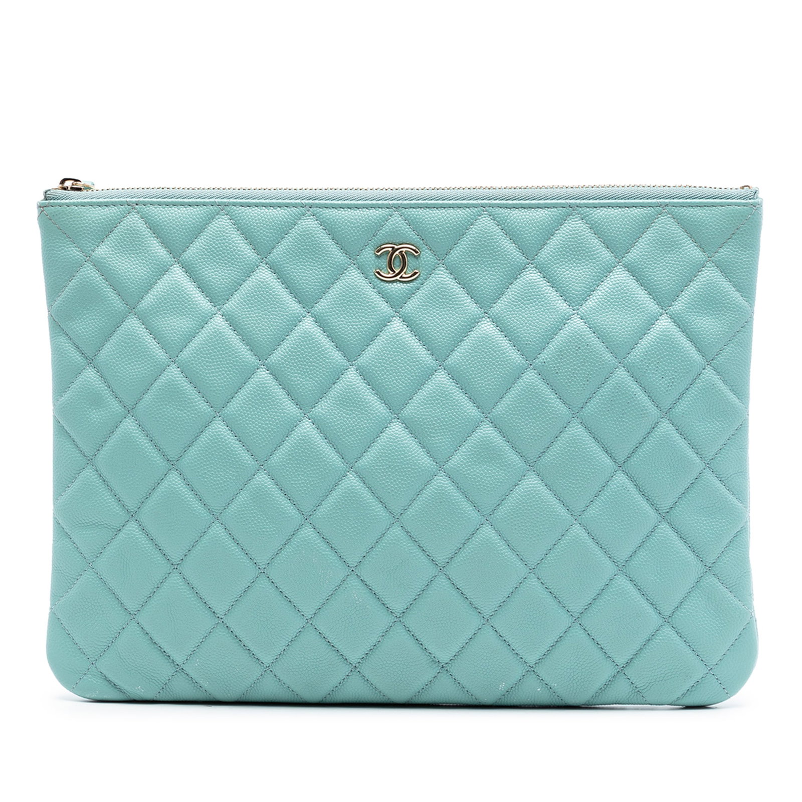 Chanel blue quilted caviar leather O Case clutch: Chanel blue quilted caviar leather O Case clutch This Chanel Medium Quilted Caviar O Case Clutch features a blue quilted caviar leather body with a top zip closure. It includes an exterior back slip p