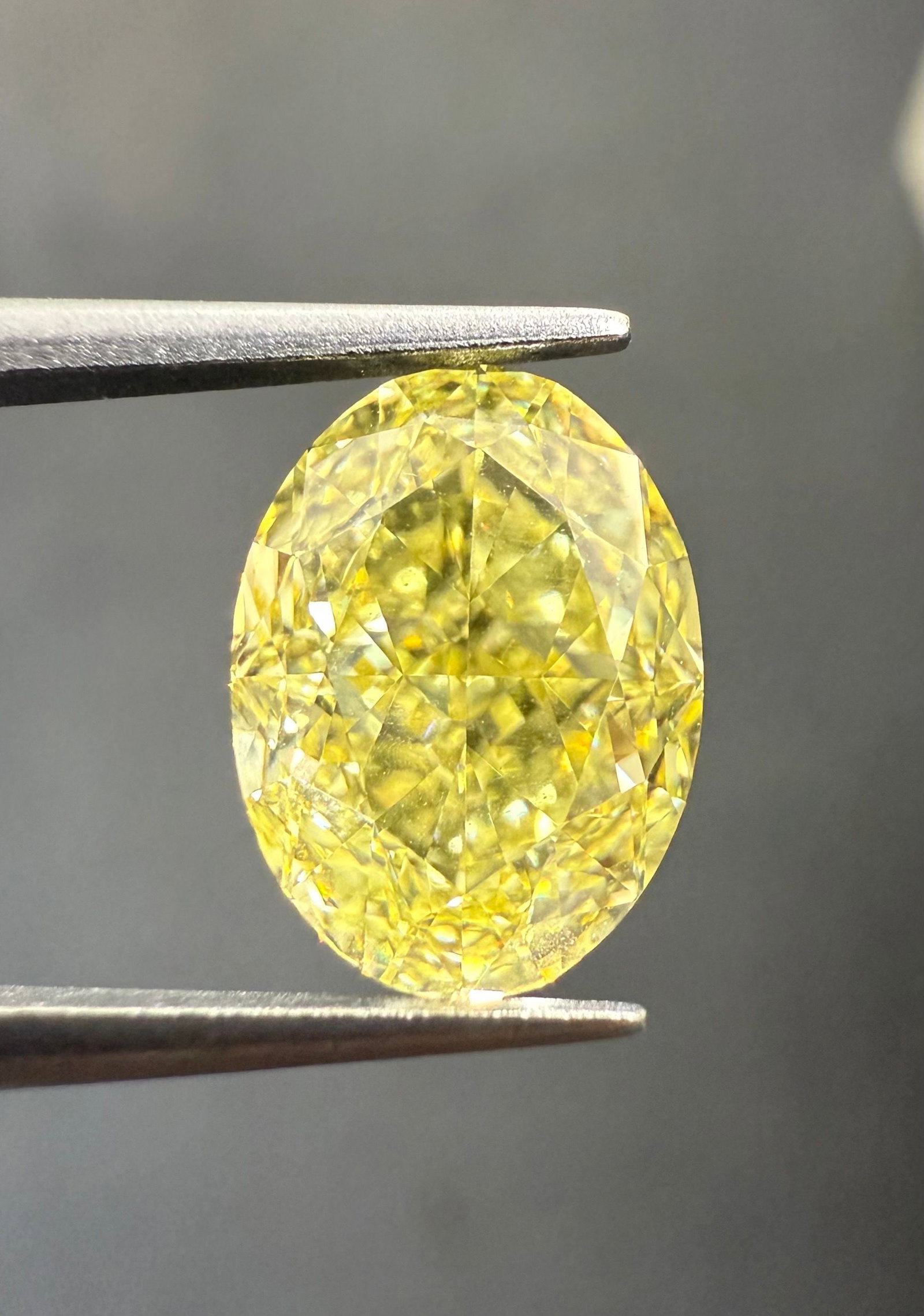Loose Diamond - OVAL 2.41ct Fancy VS1 (1 of 1)