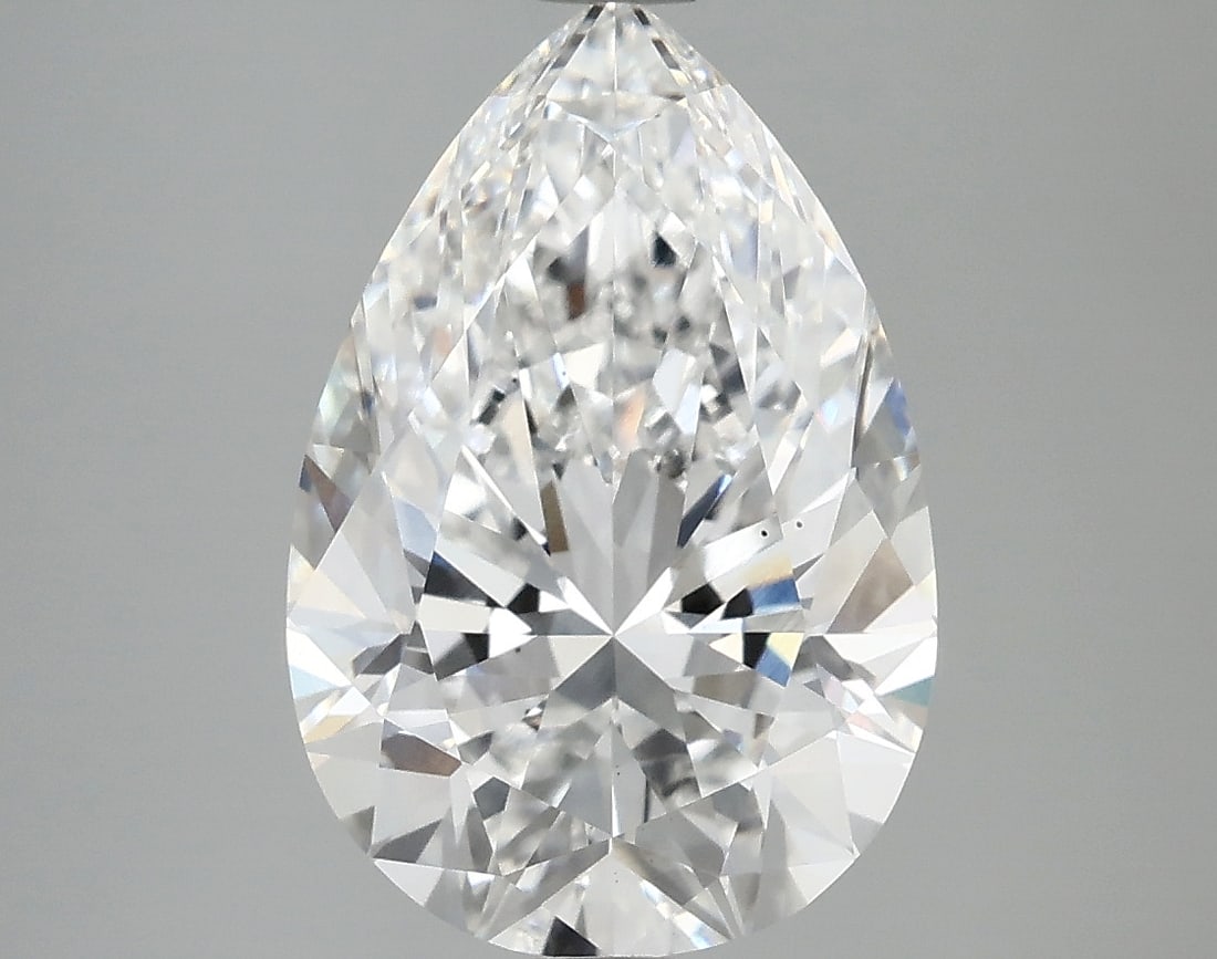 Loose Diamond - PEAR 4.08ct D VS2: Loose Diamond - PEAR 4.08ct D VS2 Source: This is a real non-mined Diamond that has been grown in a lab Shape: PEAR Carats: 4.08 Color: D Clarity: VS2 Certification: IGI Condition: Pre-Owned PLEASE