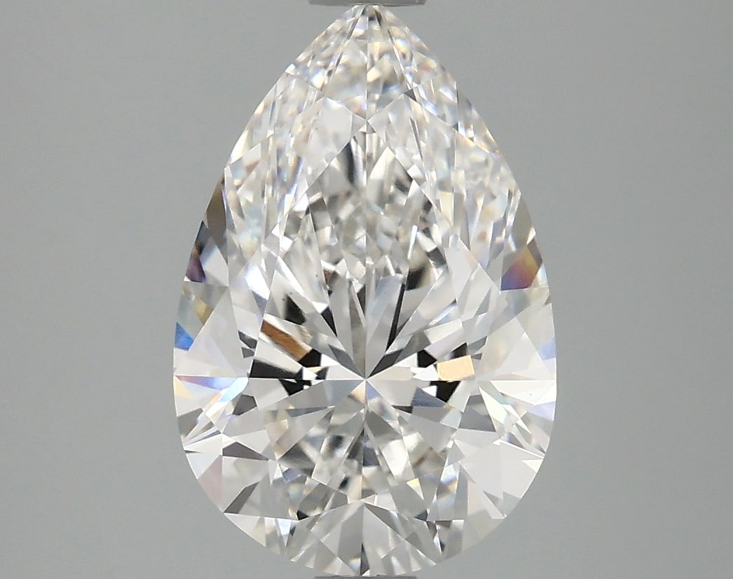 Loose Diamond - PEAR 3.09ct E VS1: Loose Diamond - PEAR 3.09ct E VS1 Source: This is a real non-mined Diamond that has been grown in a lab Shape: PEAR Carats: 3.09 Color: E Clarity: VS1 Certification: IGI Condition: Pre-Owned PLEASE
