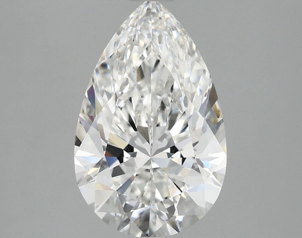 Loose Diamond - PEAR 3.09ct E VS1: Loose Diamond - PEAR 3.09ct E VS1 Source: This is a real non-mined Diamond that has been grown in a lab Shape: PEAR Carats: 3.09 Color: E Clarity: VS1 Certification: IGI Condition: Pre-Owned PLEASE