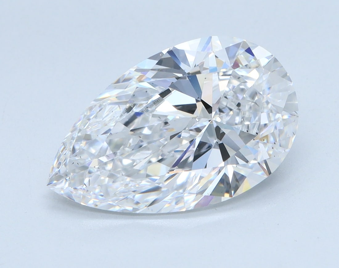 Loose Diamond - PEAR 3.4ct D VS2: Loose Diamond - PEAR 3.4ct D VS2 Source: This is a real non-mined Diamond that has been grown in a lab Shape: PEAR Carats: 3.4 Color: D Clarity: VS2 Certification: IGI Condition: Pre-Owned PLEASE NOTE