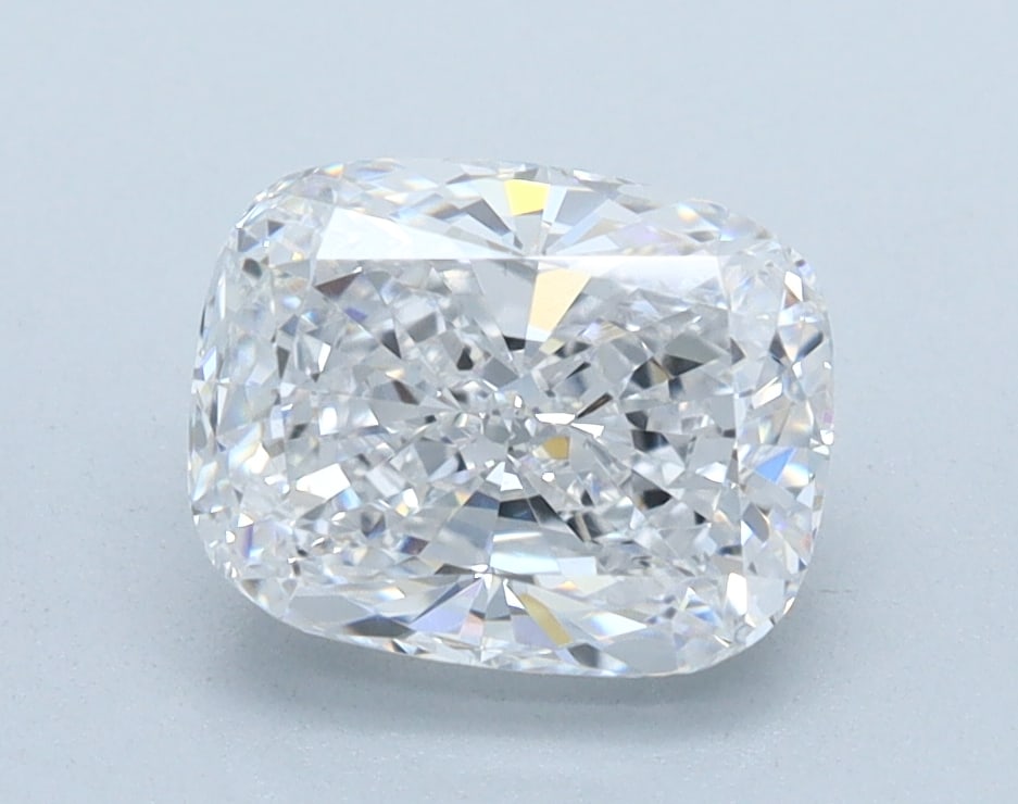 Loose Diamond - CUSHION 1.5ct E VVS2: Loose Diamond - CUSHION 1.5ct E VVS2 Source: This is a real non-mined Diamond that has been grown in a lab Shape: CUSHION Carats: 1.5 Color: E Clarity: VVS2 Certification: IGI Condition: Pre-Owned