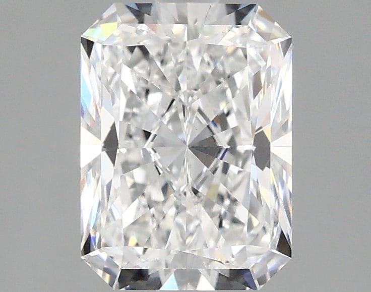 Loose Diamond - RADIANT 2.01ct D VS2: Loose Diamond - RADIANT 2.01ct D VS2 Source: This is a real non-mined Diamond that has been grown in a lab Shape: RADIANT Carats: 2.01 Color: D Clarity: VS2 Certification: IGI Condition: Pre-Owned
