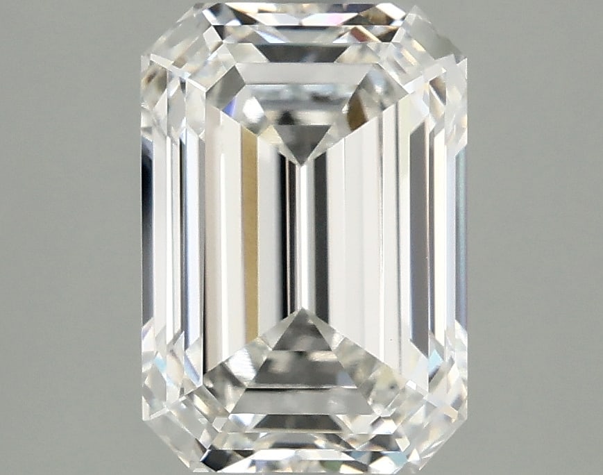Loose Diamond - EMERALD 3.09ct F VVS2: Loose Diamond - EMERALD 3.09ct F VVS2 Source: This is a real non-mined Diamond that has been grown in a lab Shape: EMERALD Carats: 3.09 Color: F Clarity: VVS2 Certification: IGI Condition: Pre-Owned P