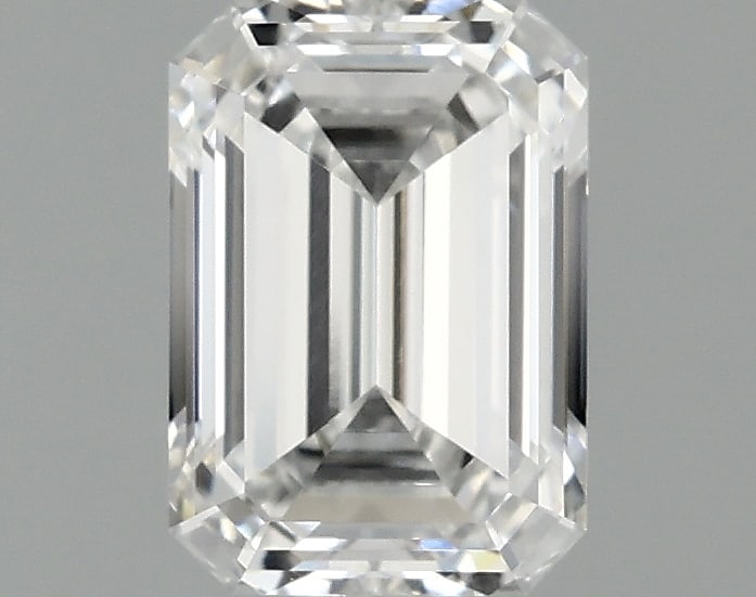 Loose Diamond - EMERALD 1.05ct E VVS2: Loose Diamond - EMERALD 1.05ct E VVS2 Source: This is a real non-mined Diamond that has been grown in a lab Shape: EMERALD Carats: 1.05 Color: E Clarity: VVS2 Certification: IGI Condition: Pre-Owned P