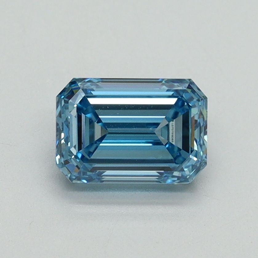 Loose Diamond - EMERALD 1.04ct Fancy Vivid Blue VS1: Loose Diamond - EMERALD 1.04ct Fancy Vivid Blue VS1 Source: This is a real non-mined Diamond that has been grown in a lab Shape: EMERALD Carats: 1.04 Color: Fancy Vivid Blue Certification: IGI Video: