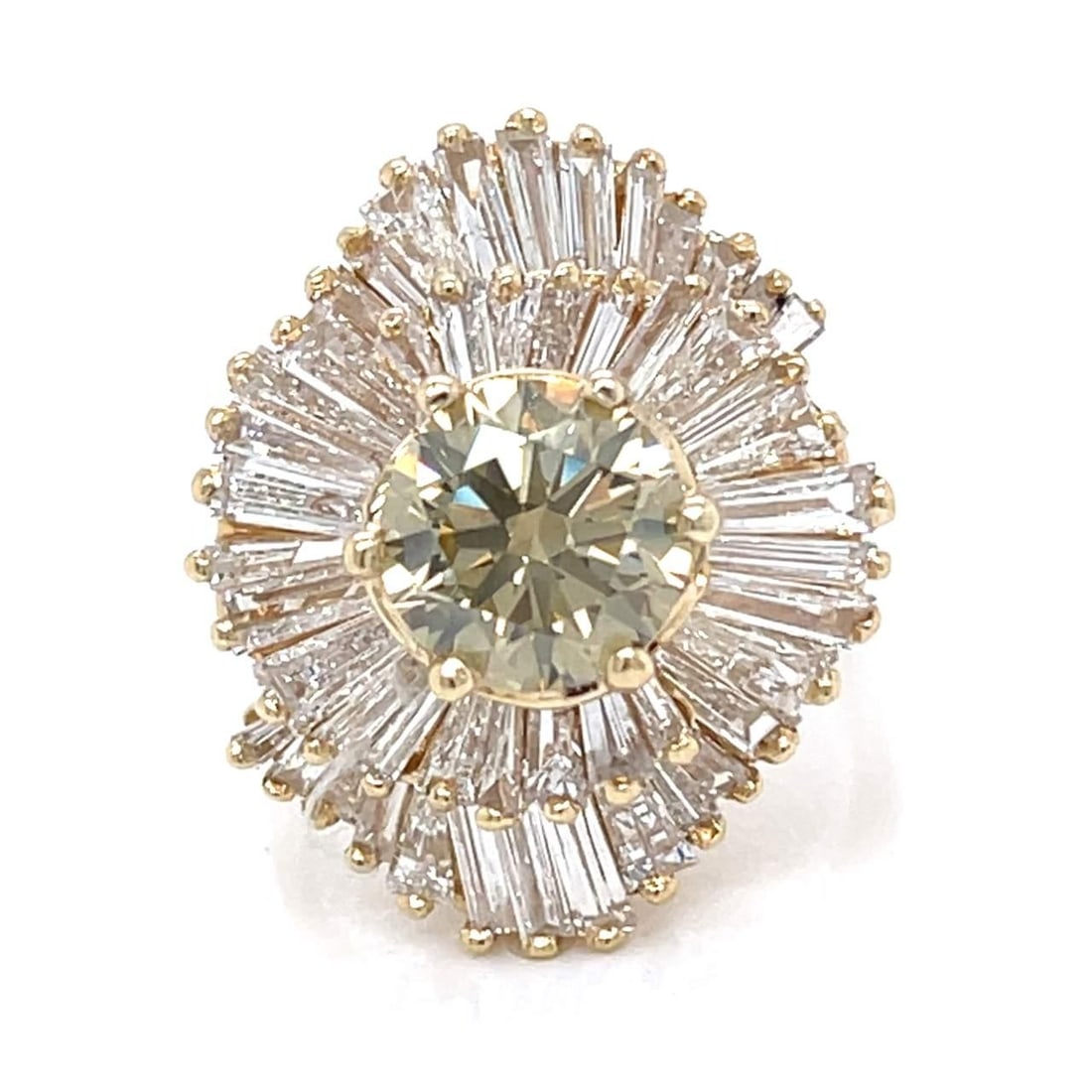 Elegant 14K Yellow Gold 2.21 Ct Fancy Brownish Yellow Diamond Ring: Elegant 14K Yellow Gold 2.21 Ct Fancy Brownish Yellow Diamond Ring This exquisite 14K Yellow Gold ring showcases a stunning 2.21 Ct. Fancy Brownish-Yellow Natural Color Diamond, rated VS1 clarity. The