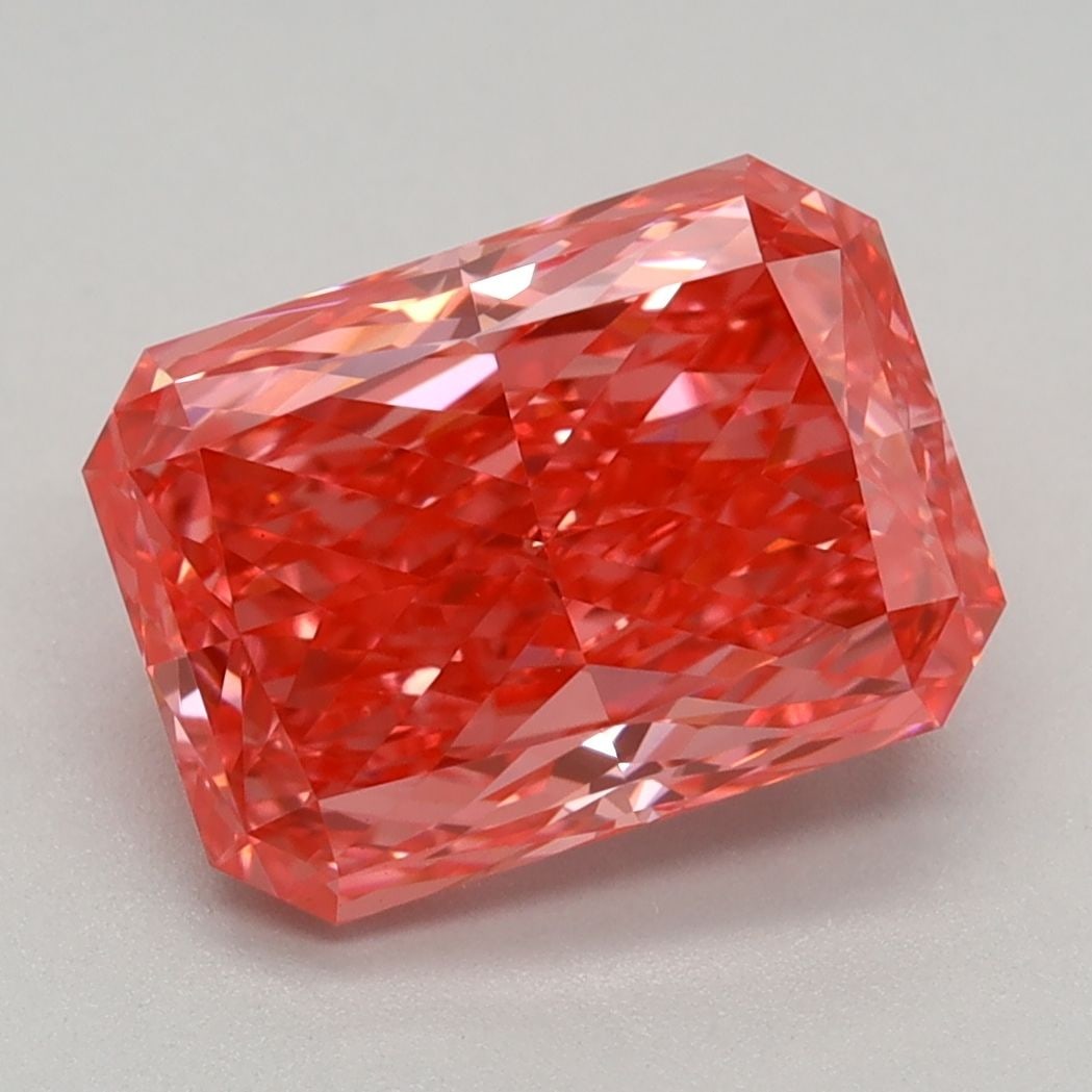 Loose Diamond - RADIANT 2.07ct Fancy Vivid Pink VS1: Loose Diamond - RADIANT 2.07ct Fancy Vivid Pink VS1 Source: This is a real non-mined Diamond that has been grown in a lab Shape: RADIANT Carats: 2.07 Color: Fancy Vivid Pink Certification: IGI Video: