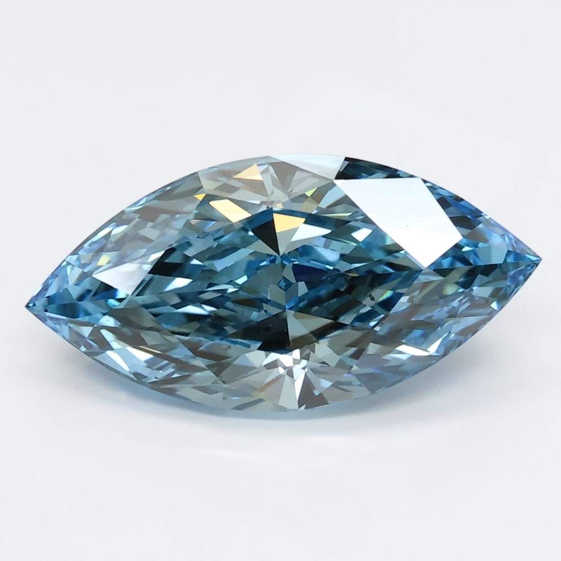 Loose Diamond - MARQUISE 3.15ct Blue SI1: Loose Diamond - MARQUISE 3.15ct Blue SI1 Source: This is a real non-mined Diamond that has been grown in a lab Shape: MARQUISE Carats: 3.15 Color: Blue Certification: NONE Video: