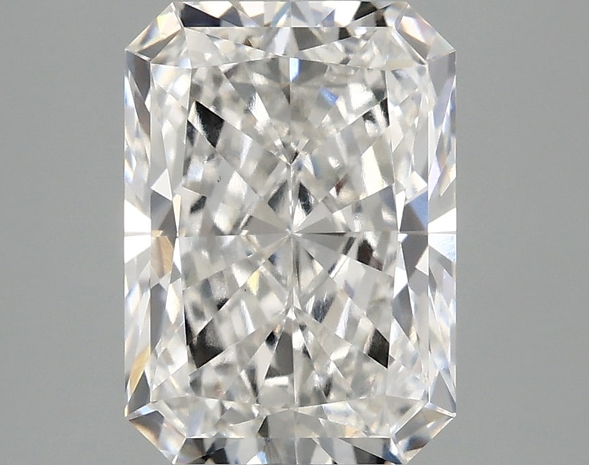 Loose Diamond - RADIANT 2.53ct F VS1: Loose Diamond - RADIANT 2.53ct F VS1 Source: This is a real non-mined Diamond that has been grown in a lab Shape: RADIANT Carats: 2.53 Color: F Clarity: VS1 Certification: IGI Condition: Pre-Owned