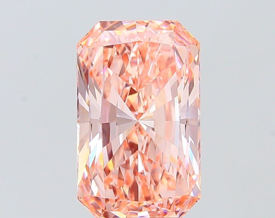 Loose Diamond - RADIANT 5.02ct Fancy Vivid Pink VS1: Loose Diamond - RADIANT 5.02ct Fancy Vivid Pink VS1 Source: This is a real non-mined Diamond that has been grown in a lab Shape: RADIANT Carats: 5.02 Color: Fancy Vivid Pink Certification: IGI PLEASE