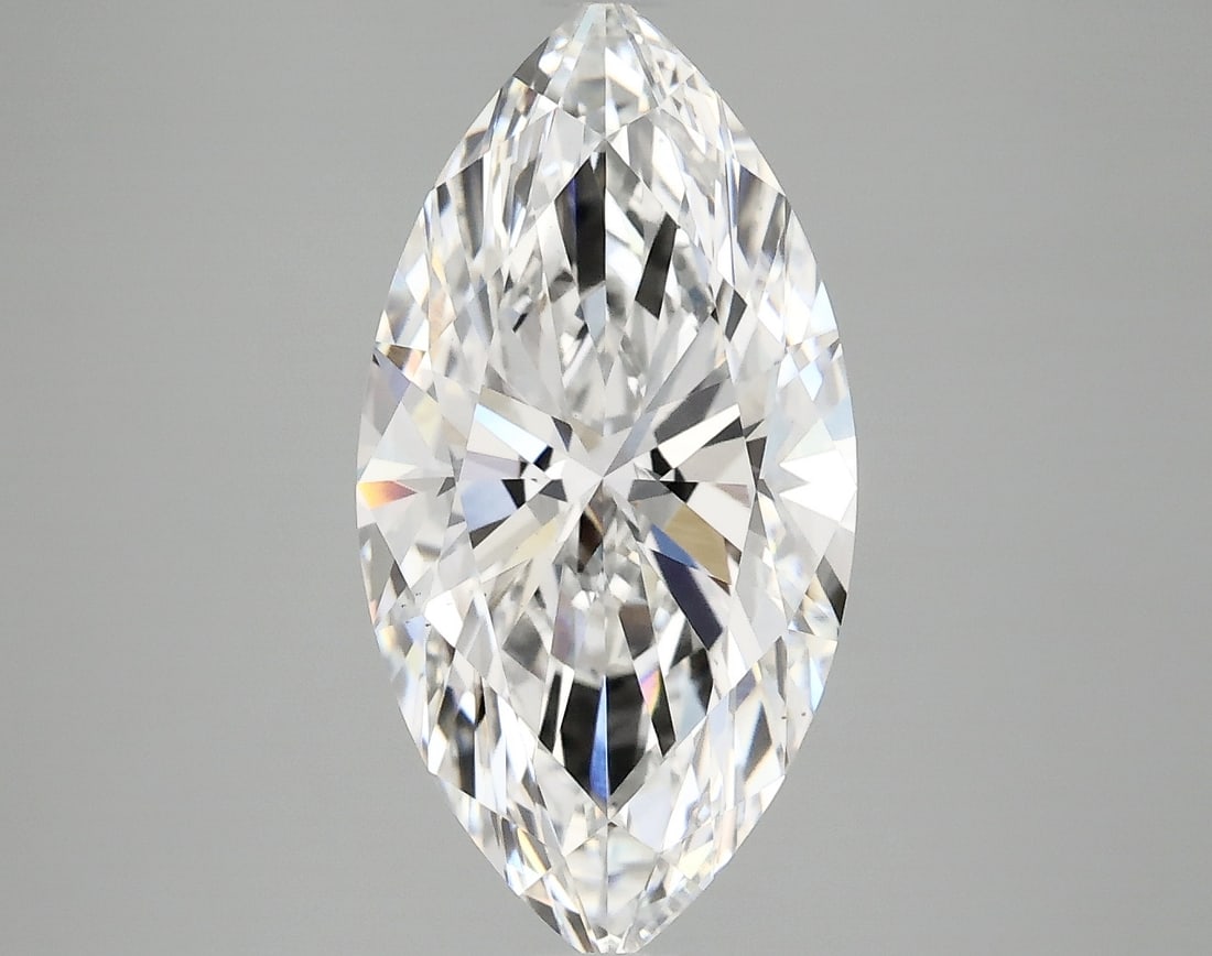 Loose Diamond - MARQUISE 4ct E VS1: Loose Diamond - MARQUISE 4ct E VS1 Source: This is a real non-mined Diamond that has been grown in a lab Shape: MARQUISE Carats: 4 Color: E Clarity: VS1 Certification: IGI Condition: Pre-Owned PLEASE 