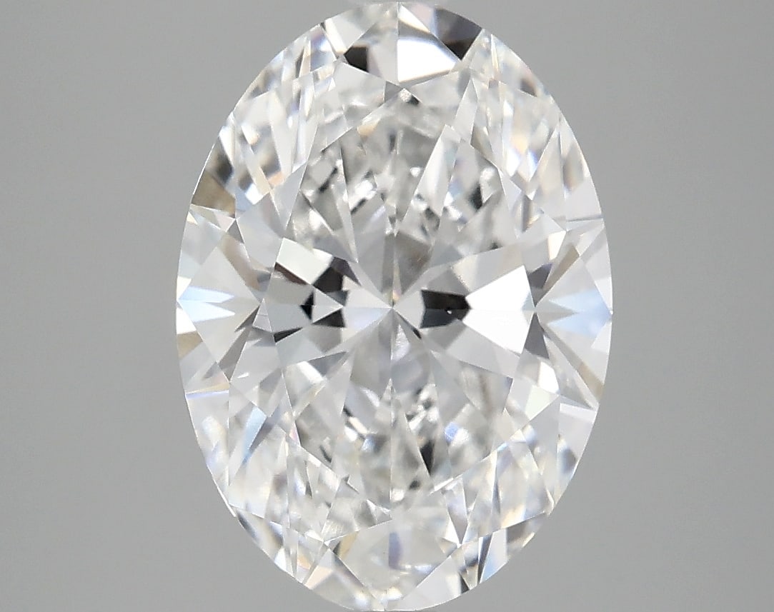 Loose Diamond - OVAL 3.83ct E VS1: Loose Diamond - OVAL 3.83ct E VS1 Source: This is a real non-mined Diamond that has been grown in a lab Shape: OVAL Carats: 3.83 Color: E Clarity: VS1 Certification: IGI Condition: Pre-Owned PLEASE NO