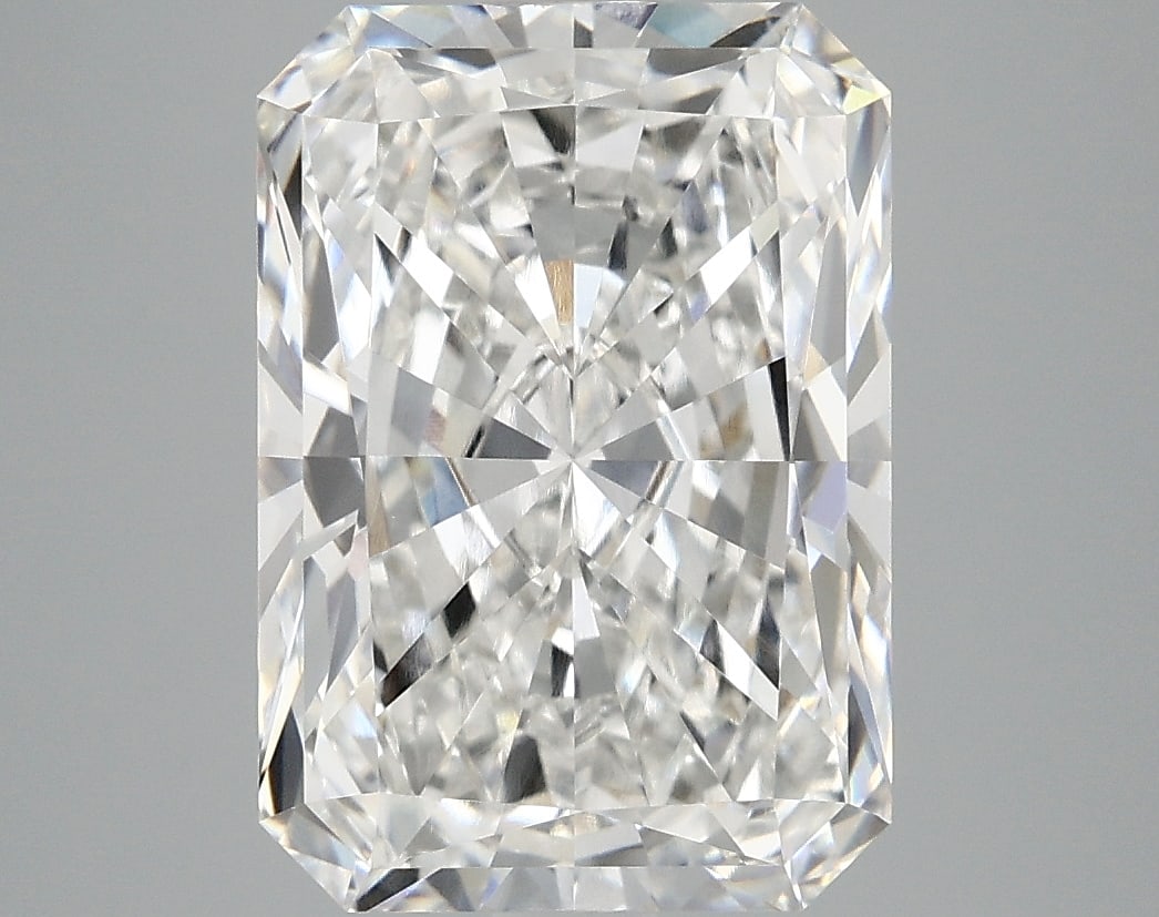 Loose Diamond - RADIANT 5.05ct F VVS2: Loose Diamond - RADIANT 5.05ct F VVS2 Source: This is a real non-mined Diamond that has been grown in a lab Shape: RADIANT Carats: 5.05 Color: F Clarity: VVS2 Certification: IGI Condition: Pre-Owned