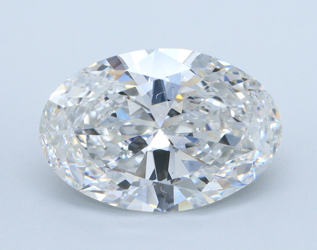 Loose Diamond - OVAL 5.08ct E VS2: Loose Diamond - OVAL 5.08ct E VS2 Source: This is a real non-mined Diamond that has been grown in a lab Shape: OVAL Carats: 5.08 Color: E Clarity: VS2 Certification: IGI Condition: Pre-Owned PLEASE