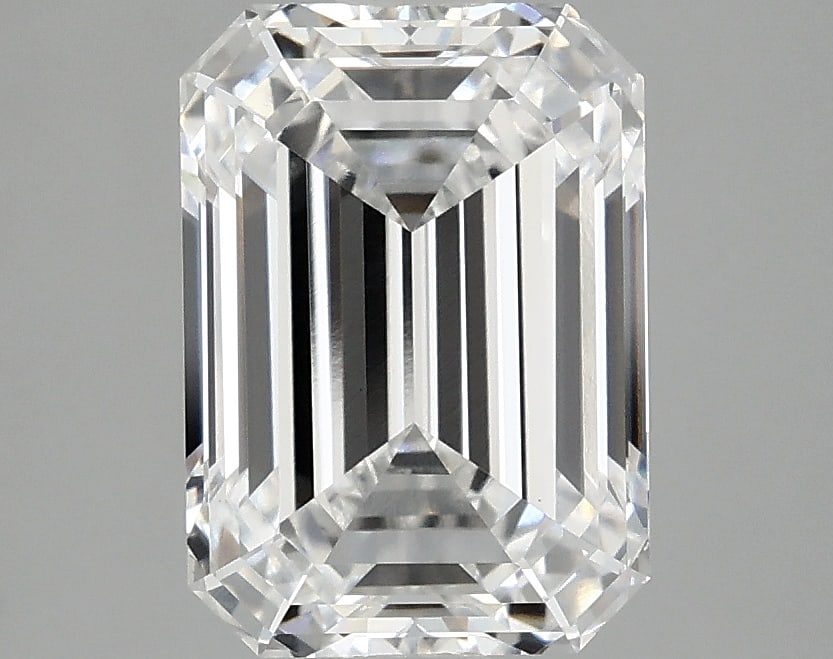 Loose Diamond - EMERALD 2.97ct D VVS2: Loose Diamond - EMERALD 2.97ct D VVS2 Source: This is a real non-mined Diamond that has been grown in a lab Shape: EMERALD Carats: 2.97 Color: D Clarity: VVS2 Certification: IGI Condition: Pre-Owned P