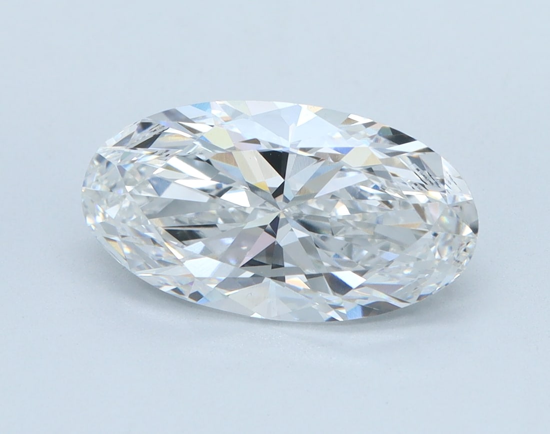 Loose Diamond - MOVAL 2.42ct E VVS2: Loose Diamond - MOVAL 2.42ct E VVS2 Source: This is a real non-mined Diamond that has been grown in a lab Shape: MOVAL Carats: 2.42 Color: E Clarity: VVS2 Certification: IGI Condition: Pre-Owned
