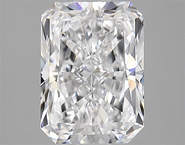 Loose Diamond - RADIANT 2.43ct D VVS2: Loose Diamond - RADIANT 2.43ct D VVS2 Source: This is a real non-mined Diamond that has been grown in a lab Shape: RADIANT Carats: 2.43 Color: D Clarity: VVS2 Certification: IGI Condition: Pre-Owned