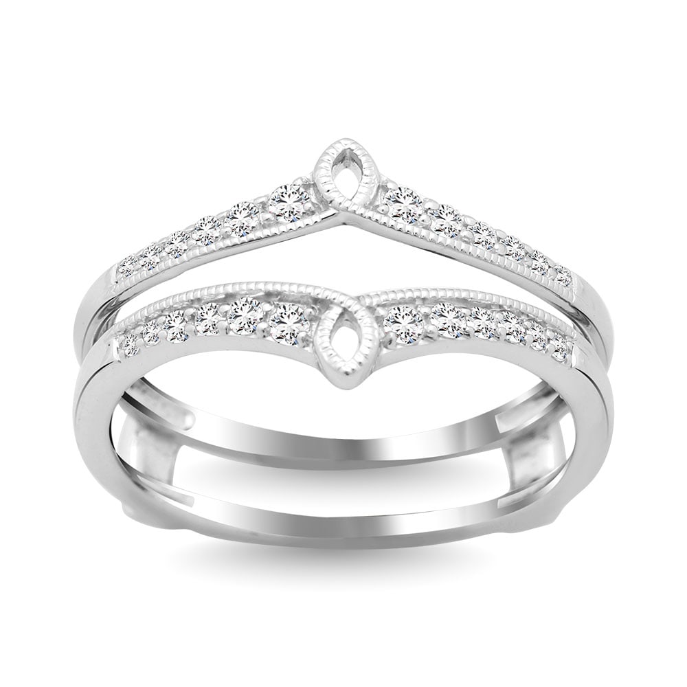 Diamond Guard Ring 1/5 Ct.tw in 10K White Gold: Diamond Guard Ring 1/5 Ct.tw in 10K White Gold 10k White Gold Stone Color: Gh Stone Clarity: I1 Each ring is presented in standard size 6.5. Complimentary resizing is available between sizes 510 (in