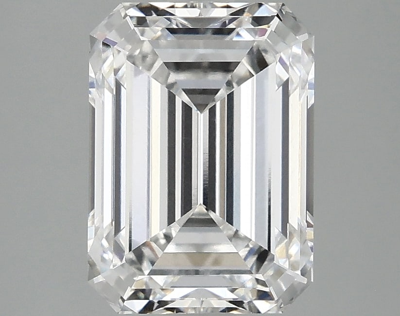 Loose Diamond - EMERALD 3.06ct E VVS2: Loose Diamond - EMERALD 3.06ct E VVS2 Source: This is a real non-mined Diamond that has been grown in a lab Shape: EMERALD Carats: 3.06 Color: E Clarity: VVS2 Certification: IGI Condition: Pre-Owned P