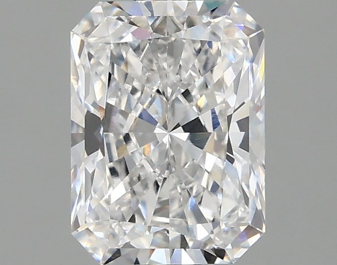 Loose Diamond - RADIANT 1.58ct D VVS2: Loose Diamond - RADIANT 1.58ct D VVS2 Source: This is a real non-mined Diamond that has been grown in a lab Shape: RADIANT Carats: 1.58 Color: D Clarity: VVS2 Certification: IGI Condition: Pre-Owned