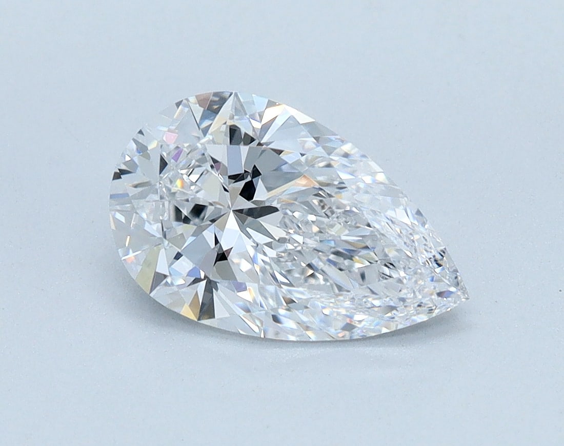 Loose Diamond - PEAR 1.08ct D VS2: Loose Diamond - PEAR 1.08ct D VS2 Source: This is a real non-mined Diamond that has been grown in a lab Shape: PEAR Carats: 1.08 Color: D Clarity: VS2 Certification: IGI Condition: Pre-Owned PLEASE NO
