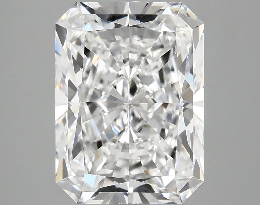 Loose Diamond - RADIANT 3.27ct D VVS2: Loose Diamond - RADIANT 3.27ct D VVS2 Source: This is a real non-mined Diamond that has been grown in a lab Shape: RADIANT Carats: 3.27 Color: D Clarity: VVS2 Certification: IGI Condition: Pre-Owned