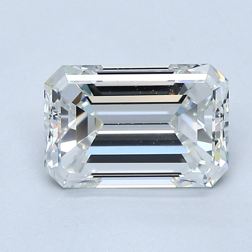 Loose Diamond - EMERALD 1.6ct G SI1: Loose Diamond - EMERALD 1.6ct G SI1 Source: Natural Mined Diamond Shape: EMERALD Carats: 1.6 Color: G Clarity: SI1 Certification: GIA Condition: Pre-Owned PLEASE NOTE: Framed, Large, or heavy items do