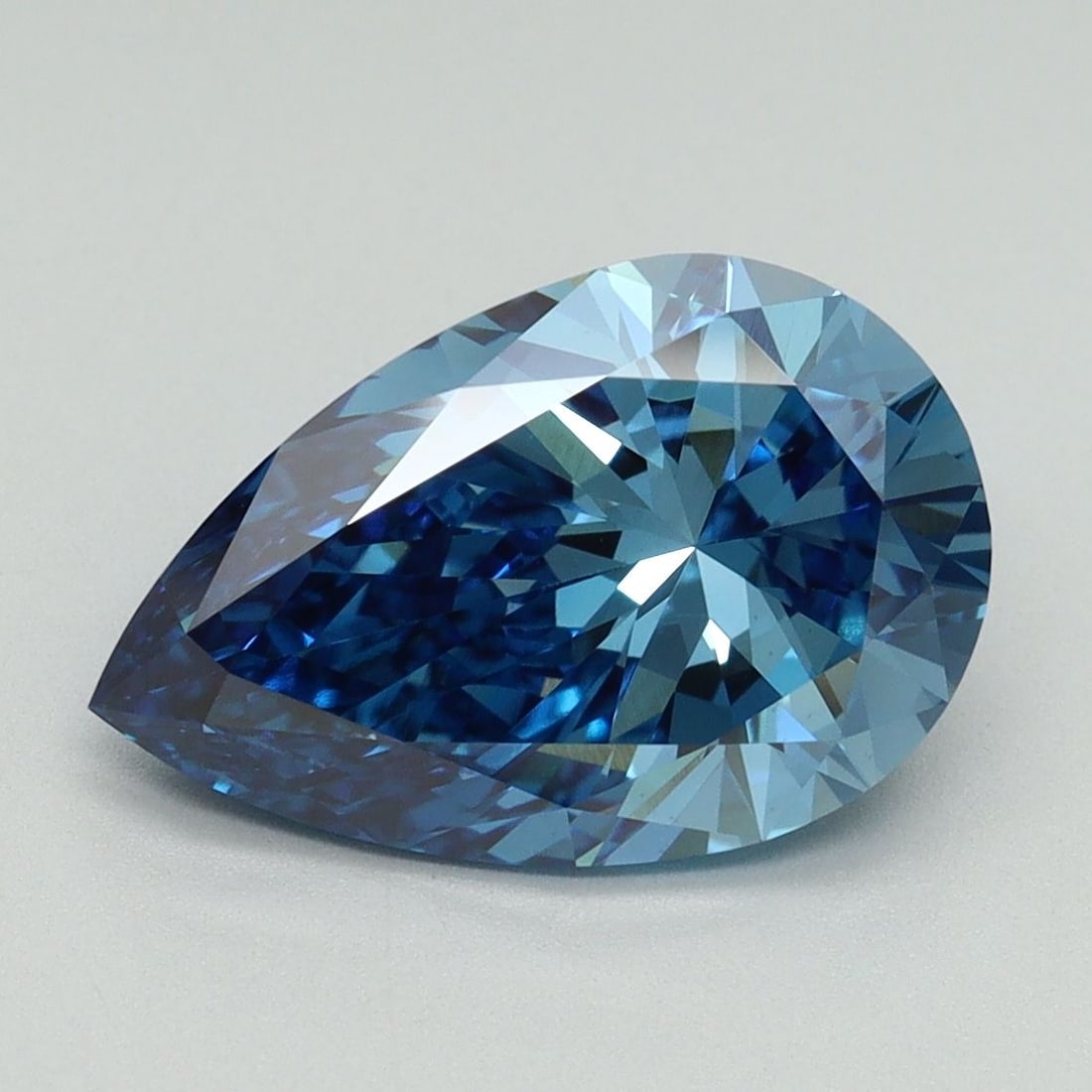 Loose Diamond - PEAR 3.05ct Fancy Vivid Blue VS1: Loose Diamond - PEAR 3.05ct Fancy Vivid Blue VS1 Source: This is a real non-mined Diamond that has been grown in a lab Shape: PEAR Carats: 3.05 Color: Fancy Vivid Blue Certification: IGI Video: