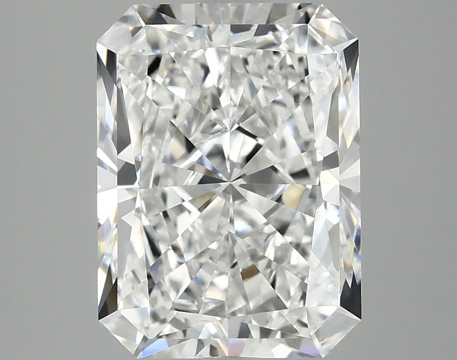 Loose Diamond - RADIANT 3.9ct E VVS2 (1 of 1)