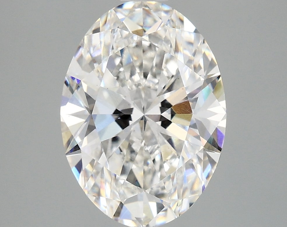 Loose Diamond - OVAL 3.07ct E VS1: Loose Diamond - OVAL 3.07ct E VS1 Source: This is a real non-mined Diamond that has been grown in a lab Shape: OVAL Carats: 3.07 Color: E Clarity: VS1 Certification: IGI Condition: Pre-Owned PLEASE NO