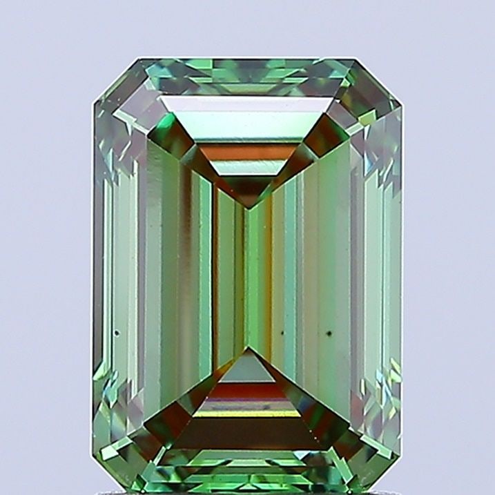 Loose Diamond - EMERALD 2.02ct Fancy Vivid Green VS2: Loose Diamond - EMERALD 2.02ct Fancy Vivid Green VS2 Source: This is a real non-mined Diamond that has been grown in a lab Shape: EMERALD Carats: 2.02 Color: Fancy Vivid Green Certification: IGI Video