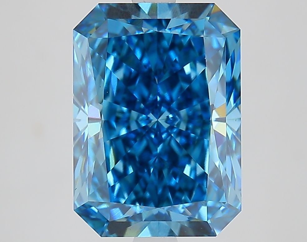 Loose Diamond - RADIANT 4.11ct Fancy Vivid Blue VS1: Loose Diamond - RADIANT 4.11ct Fancy Vivid Blue VS1 Source: This is a real non-mined Diamond that has been grown in a lab Shape: RADIANT Carats: 4.11 Color: Fancy Vivid Blue Certification: IGI Video: