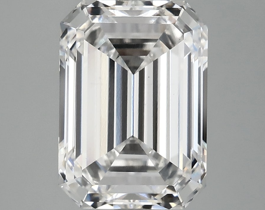 Loose Diamond - EMERALD 3.68ct F VVS2: Loose Diamond - EMERALD 3.68ct F VVS2 Source: This is a real non-mined Diamond that has been grown in a lab Shape: EMERALD Carats: 3.68 Color: F Clarity: VVS2 Certification: IGI Condition: Pre-Owned P