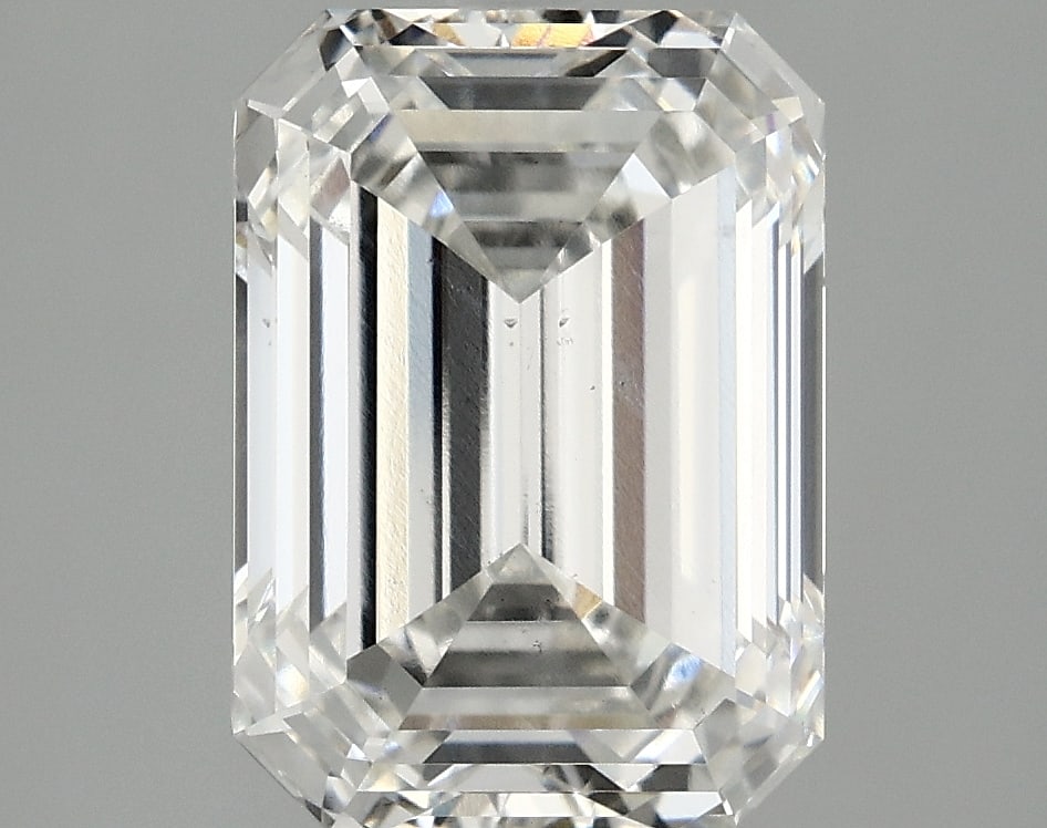 Loose Diamond - EMERALD 3.51ct F VS2: Loose Diamond - EMERALD 3.51ct F VS2 Source: This is a real non-mined Diamond that has been grown in a lab Shape: EMERALD Carats: 3.51 Color: F Clarity: VS2 Certification: IGI Condition: Pre-Owned PLE