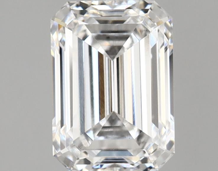 Loose Diamond - EMERALD 1.1ct D VS1: Loose Diamond - EMERALD 1.1ct D VS1 Source: This is a real non-mined Diamond that has been grown in a lab Shape: EMERALD Carats: 1.1 Color: D Clarity: VS1 Certification: IGI Condition: Pre-Owned PLEAS