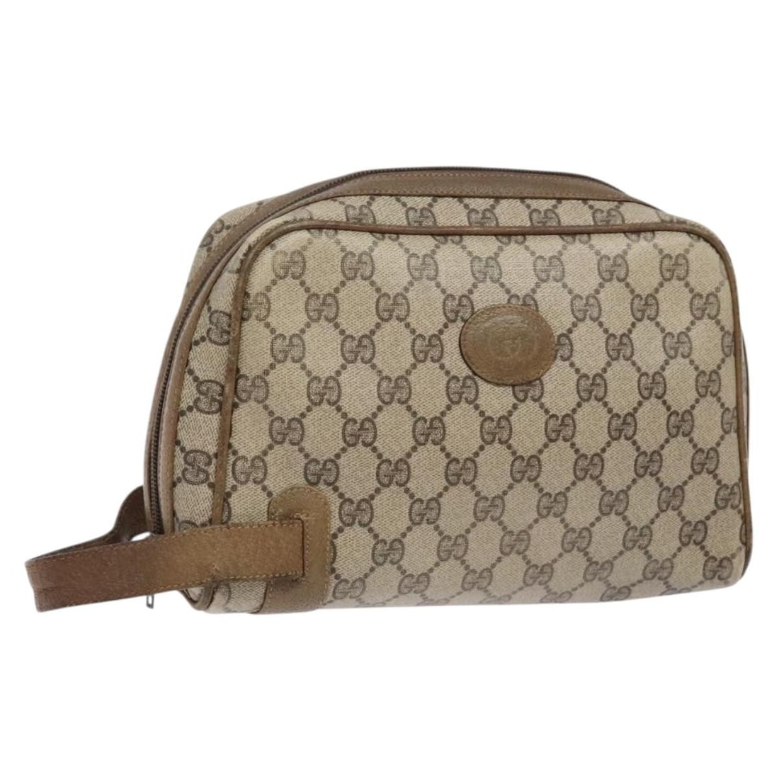 GUCCI GG Supreme Beige PVC Clutch Bag Made in Italy: GUCCI GG Supreme Beige PVC Clutch Bag Made in Italy This GUCCI GG Supreme Clutch Bag is a stylish accessory made from durable PVC leather in a sophisticated beige color. Measuring approximately 9.4