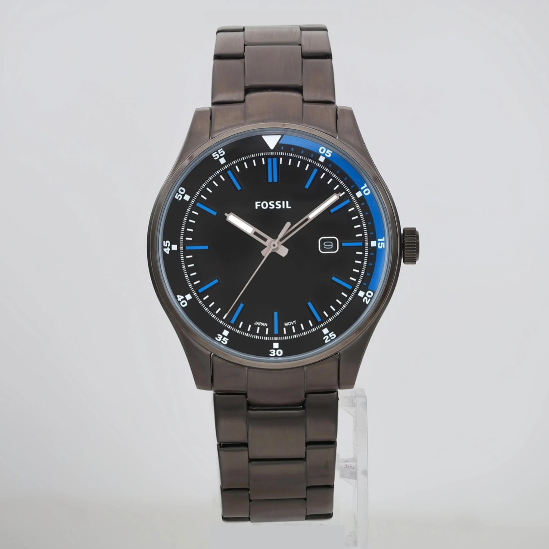 Fossil Belmar 44mm Gunmetal Gray Men's Quartz Watch with Black Dial: Fossil Belmar 44mm Gunmetal Gray Men's Quartz Watch with Black Dial Discover the Fossil Belmar 44mm Gunmetal Gray Steel Date Black Dial Men's Quartz Watch. This stylish and functional wristwatch featu