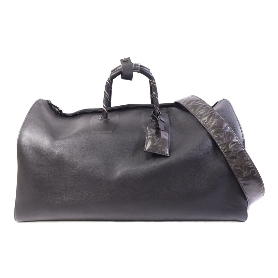 Louis Vuitton Keepall Bandouliere 50 Black Calfskin 2-Way Shoulder Bag: Louis Vuitton Keepall Bandouliere 50 Black Calfskin 2-Way Shoulder Bag This Louis Vuitton Keepall Bandouliere 50 in Dark Infinity Black is a versatile 2-way shoulder bag crafted from high-quality calf