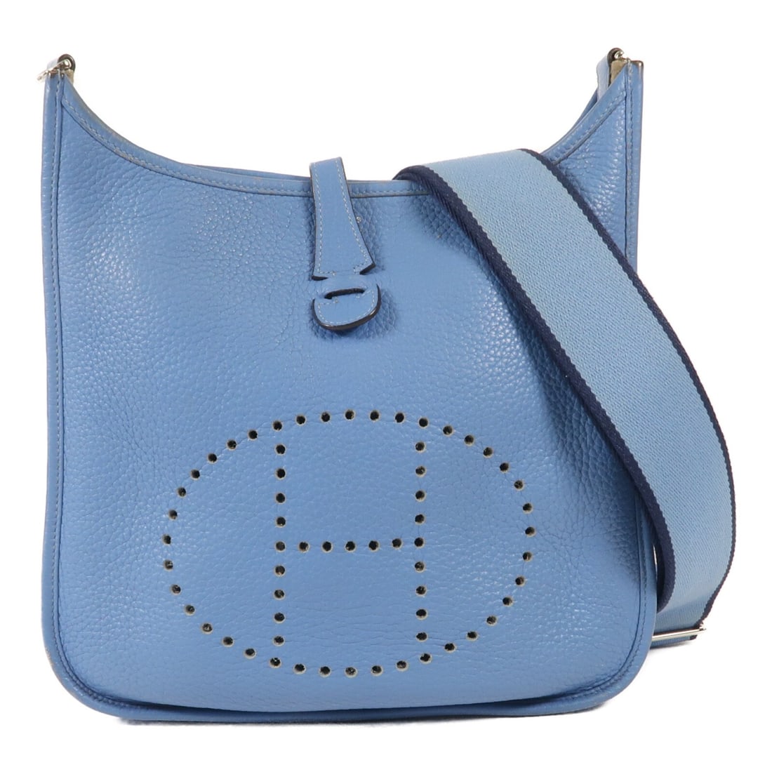 Hermes Evelyne PM Blue Jean Calfskin Shoulder Bag PHW: Hermes Evelyne PM Blue Jean Calfskin Shoulder Bag PHW This Hermes Evelyne PM shoulder bag is crafted from Clemence calfskin leather in Blue Jean. Designed for unisex use, it features a classic shoulde