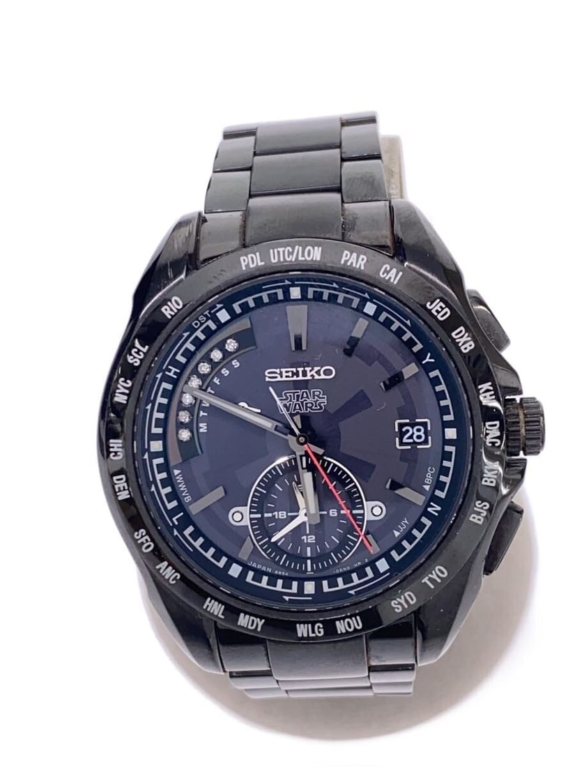 Seiko Brightz Star Wars solar men's wristwatch 8B54-0AP0: Seiko Brightz Star Wars solar men's wristwatch 8B54-0AP0 This Seiko Brightz Star Wars Collaboration Model is a solar-powered men's wristwatch, model 8B54-0AP0. Crafted with materials sourced from Japa