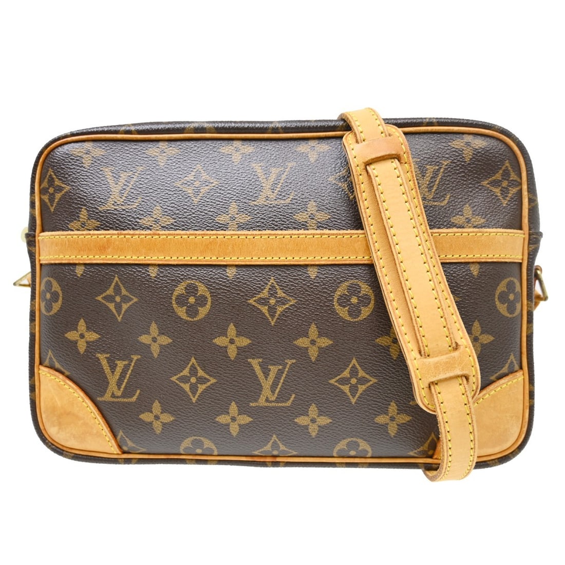 Louis Vuitton Trocadero 27 Monogram Crossbody Bag M51274: Louis Vuitton Trocadero 27 Monogram Crossbody Bag M51274 This vintage Louis Vuitton Trocadero 27 crossbody bag features the iconic monogram canvas with brown leather accents and a zip closure. Designe