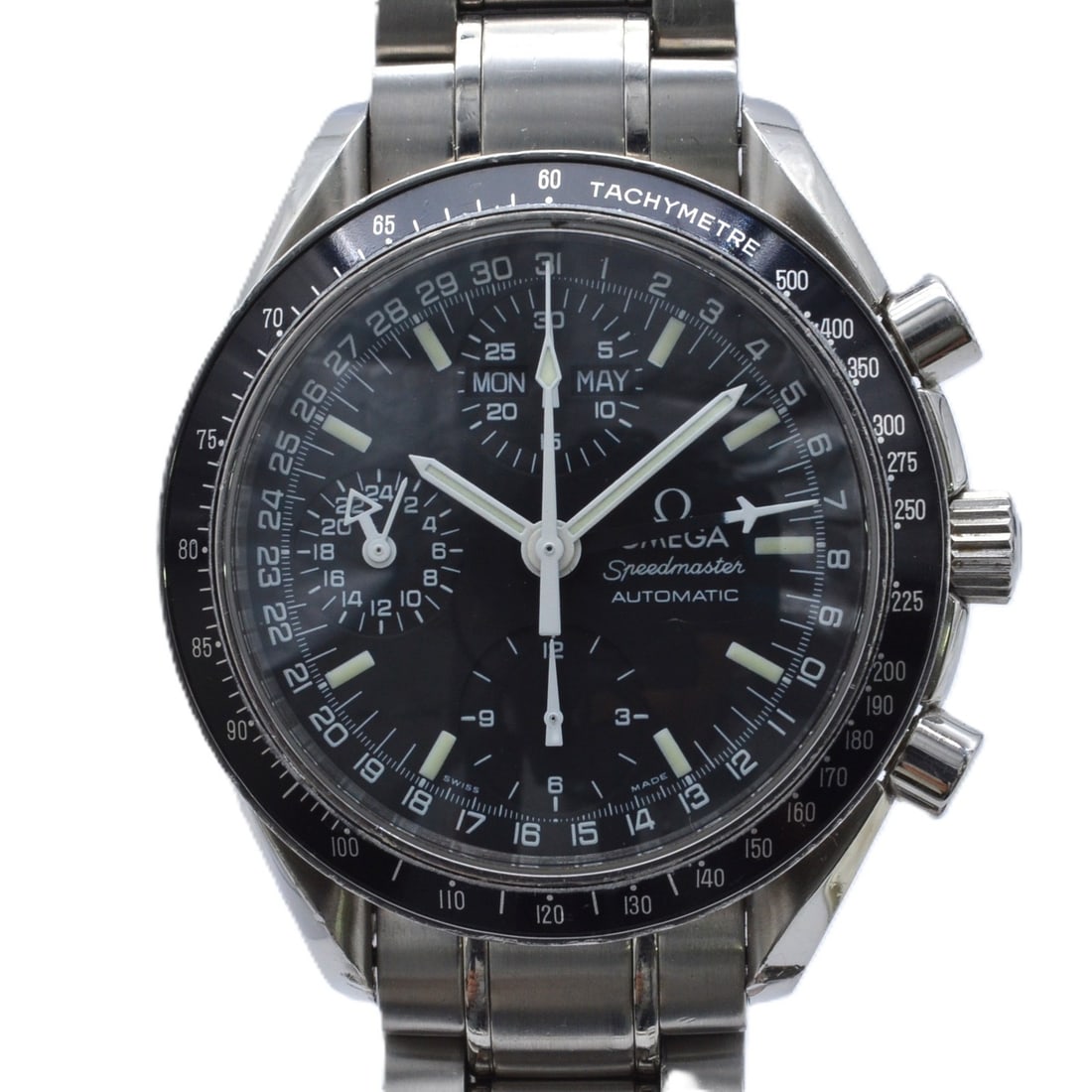 Omega 3520.5 Speedmaster Date Automatic Chronograph Steel Wristwatch: Omega 3520.5 Speedmaster Date Automatic Chronograph Steel Wristwatch This OMEGA Speedmaster Date 3520.5 is a men's automatic chronograph wristwatch crafted in stainless steel. The watch features a cas